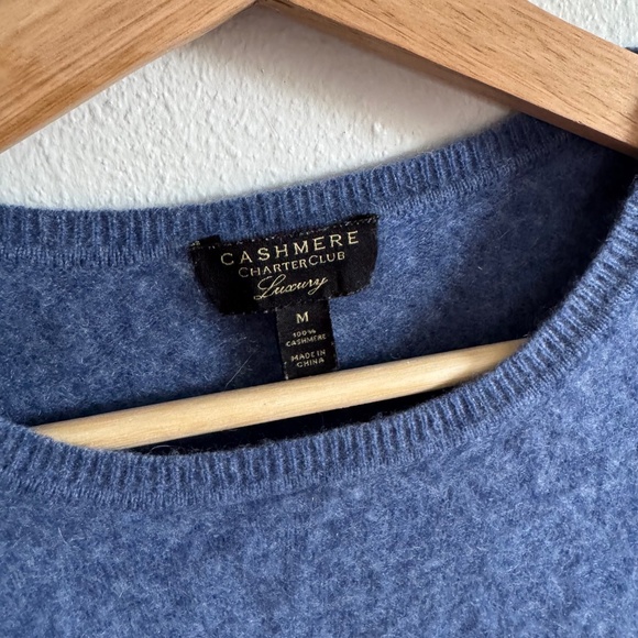 Charter Club 100% Cashmere Crewneck Sweater - Size M in Blue - Picture 2 of 4